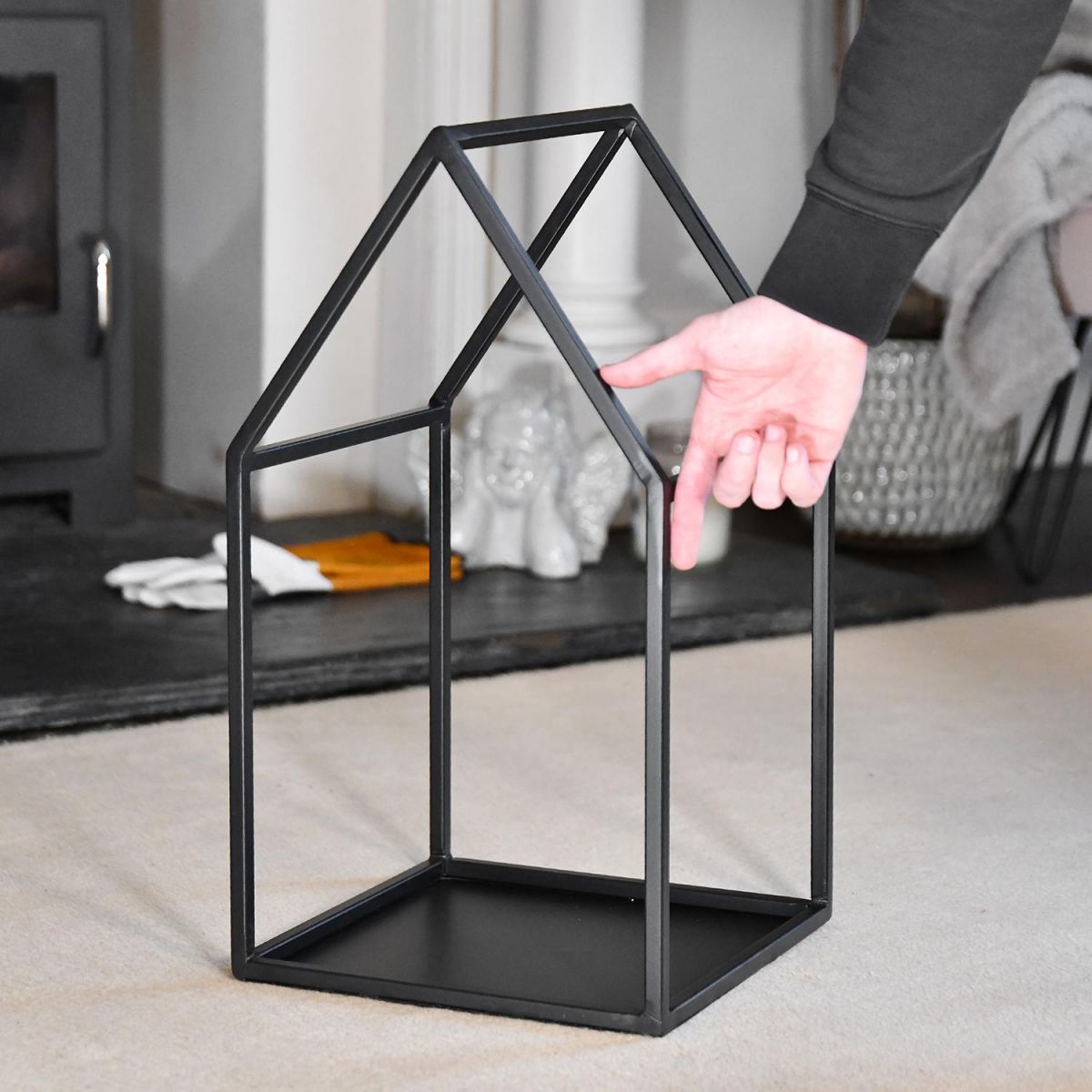 "Town House" Iron Log Rack to Scale "Town House" Iron Log Rack to Scale