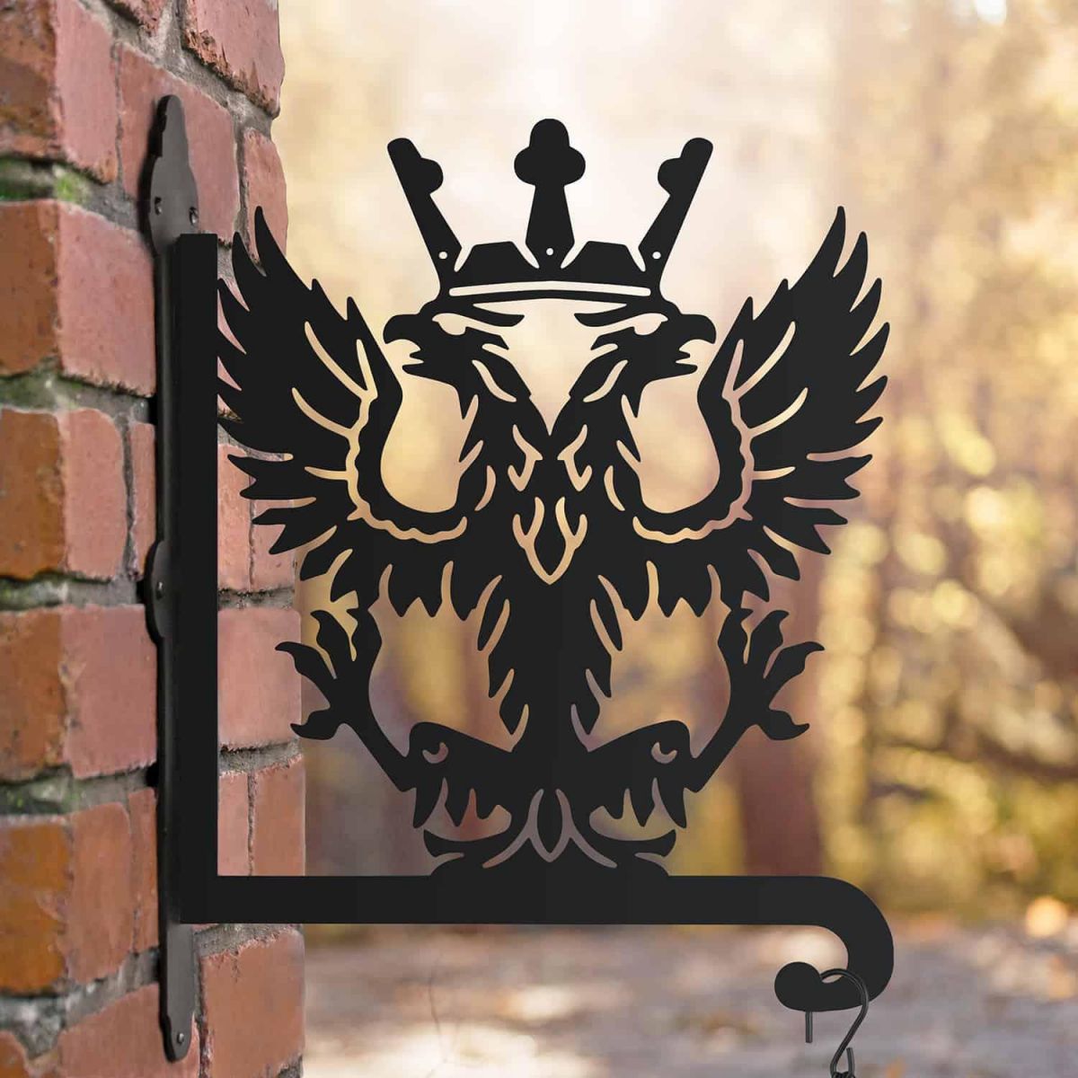 Steel Mercian Regiment Hanging Basket Bracket in Situ