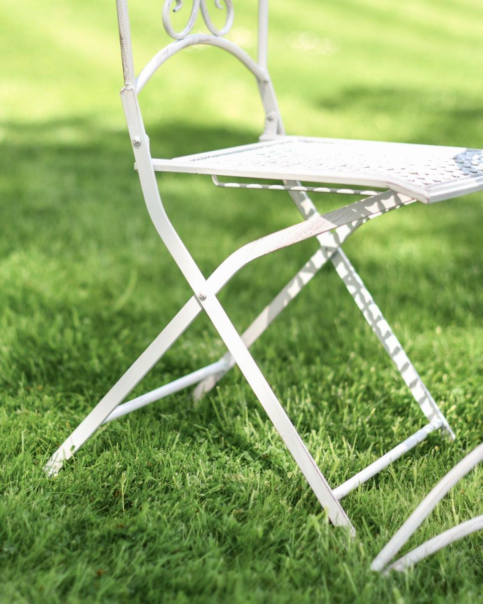 Close-Up of Chair Frame and Seat