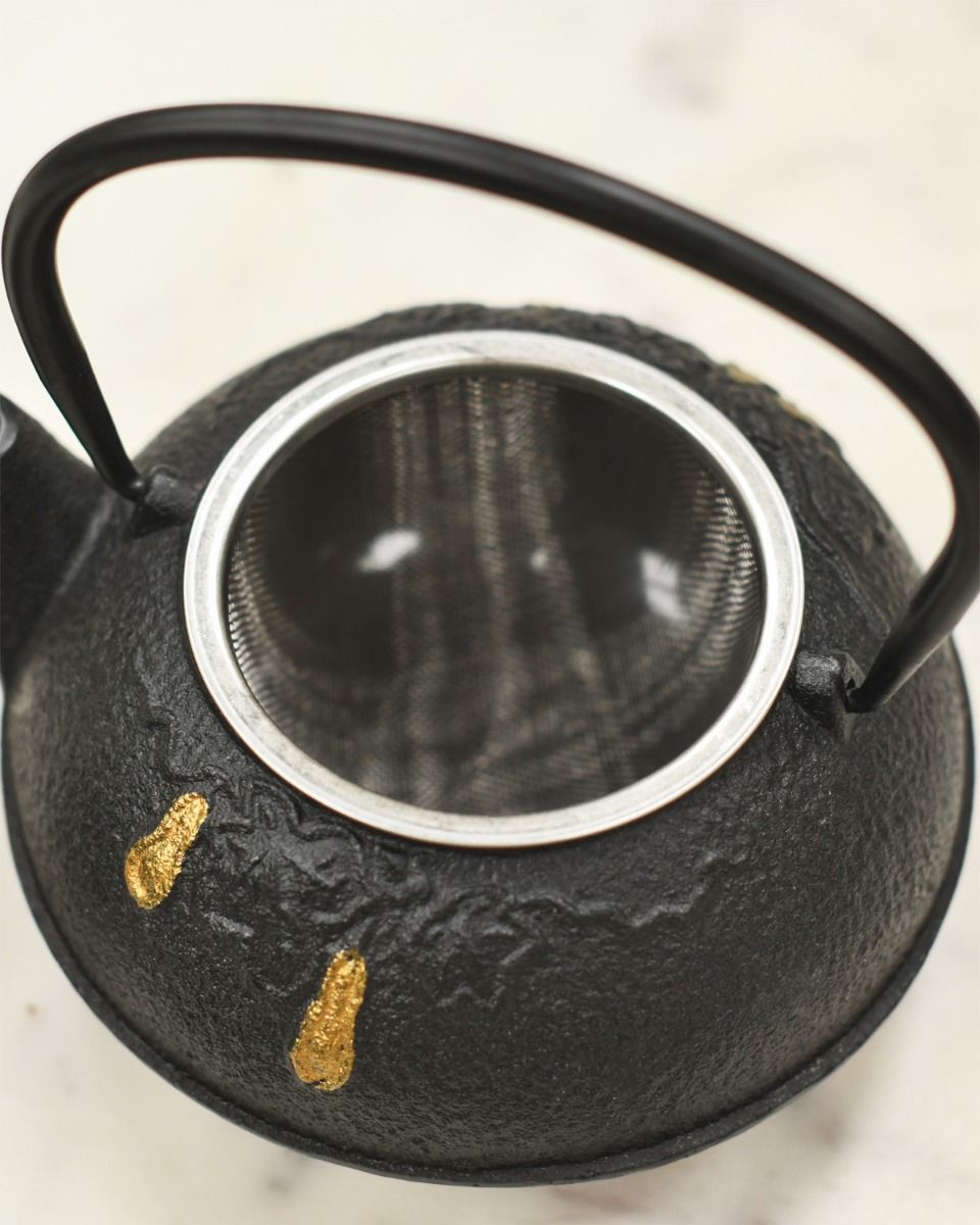 Metal Tea Strainer and Infuser 