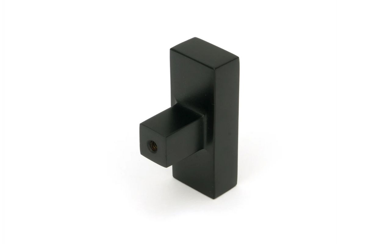 The "Kodiak" Heavyweight Block T-Bar in a Matt Black Finish on a White Background Shown from Behind