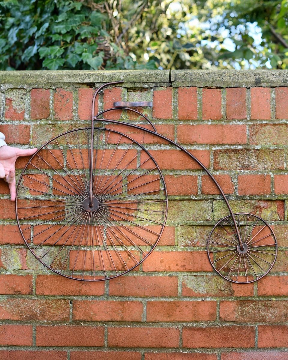 The Acton Penny Farthing Wall Art to scale