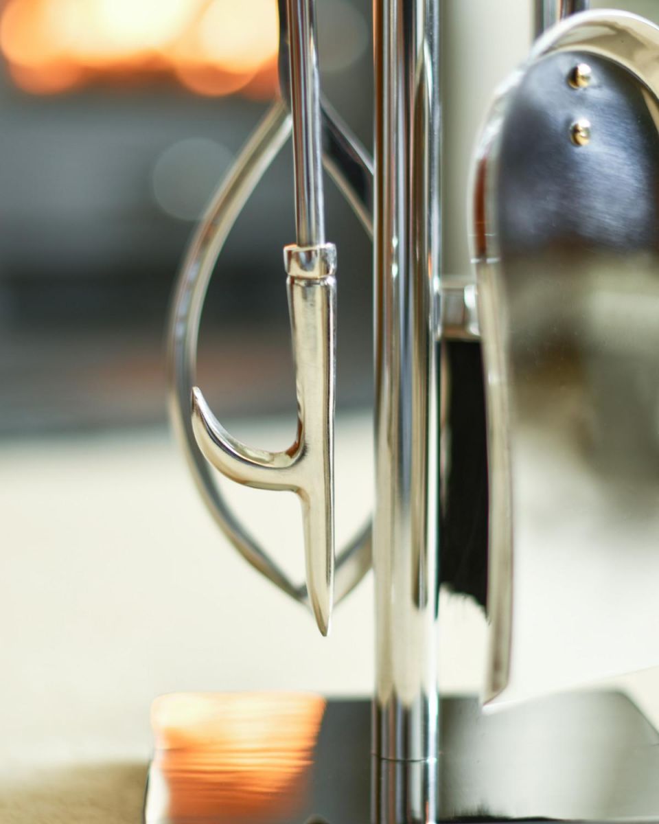 Close Up Of "The Aylesbury" Polished Companion Set Poker