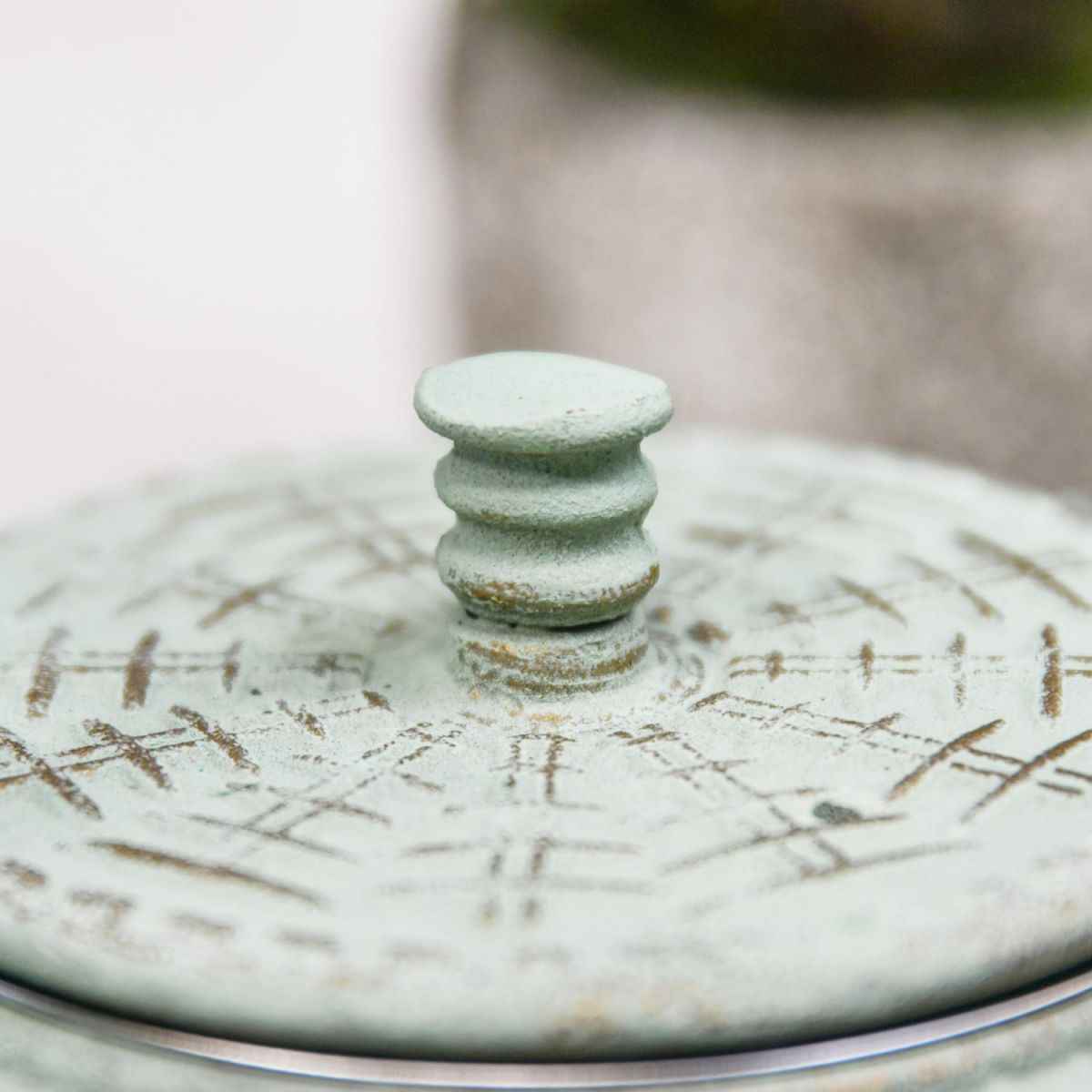 Close-Up of Lid on The "Bamboo" Cast Iron Teapot Close-Up of Lid on The "Bamboo" Cast Iron Teapot