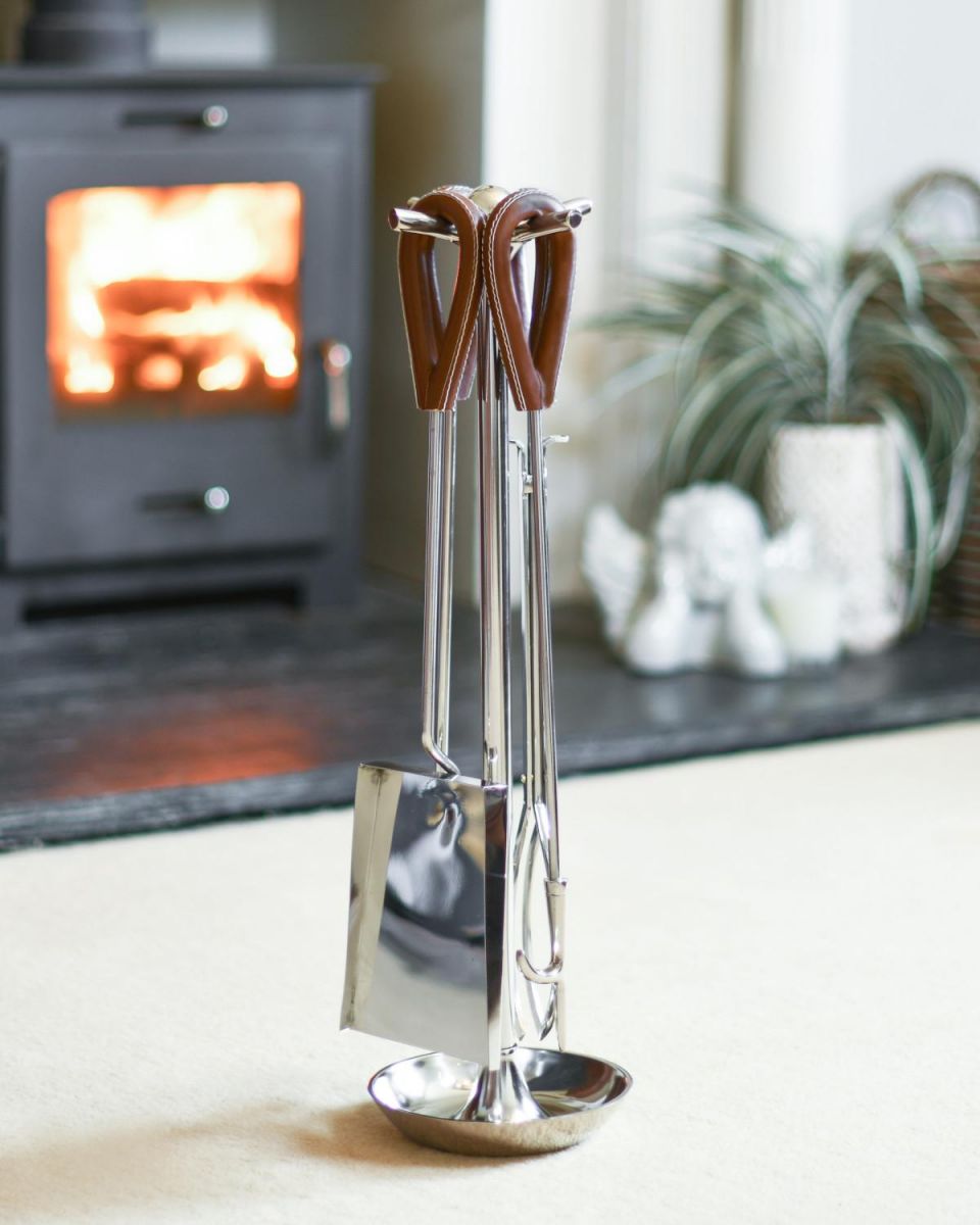 "The Contra" Companion Set With Leather Handles In Situ