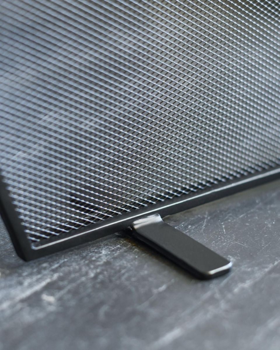 Close Up Of "The Exmouth" Black Curved Fire Guard Foot