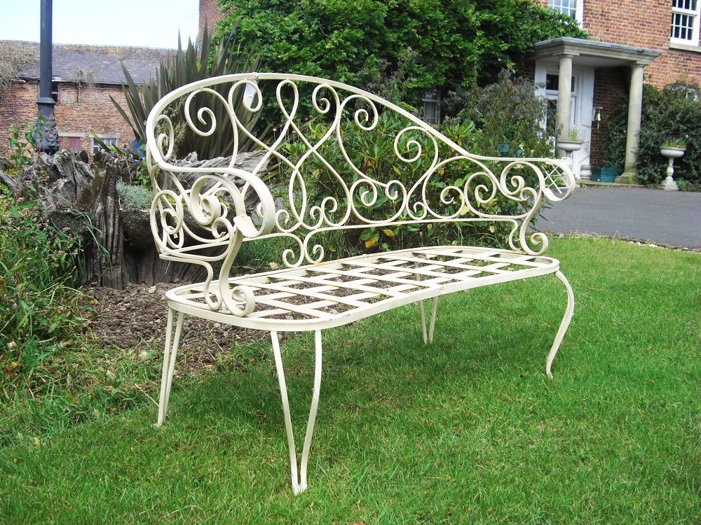 "The Graceful Bewick" Garden Bench
