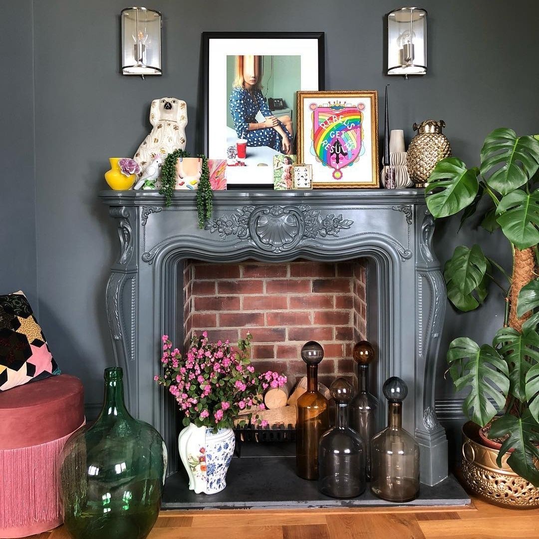 Fireplace and Fire Basket Fireplace and Fire Basket