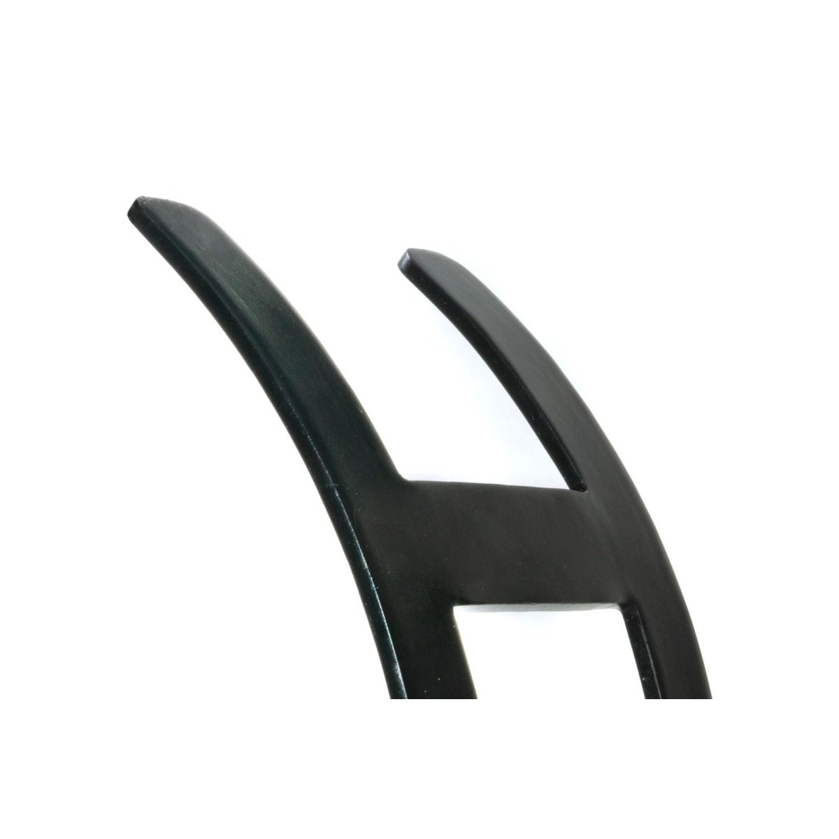 The Large Curved Fireside Log Holder in Matt Black Showing a Close up of the Curved Edge