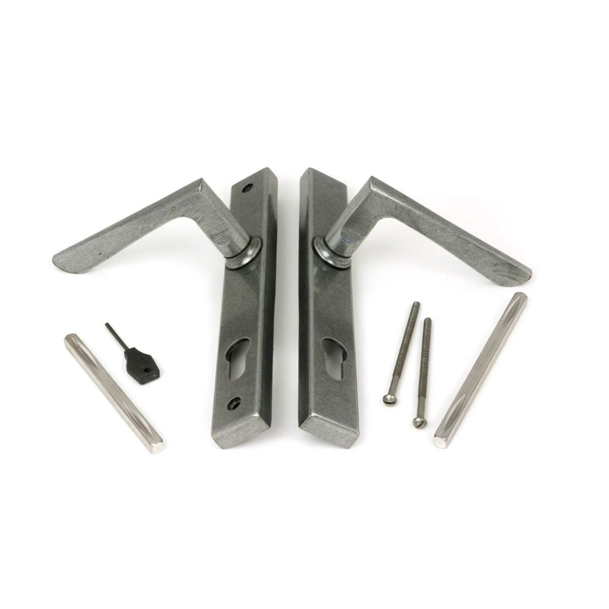 The Pewter Slimline Espag Lever Door Handle (92mm Centres) Showing All the Fittings