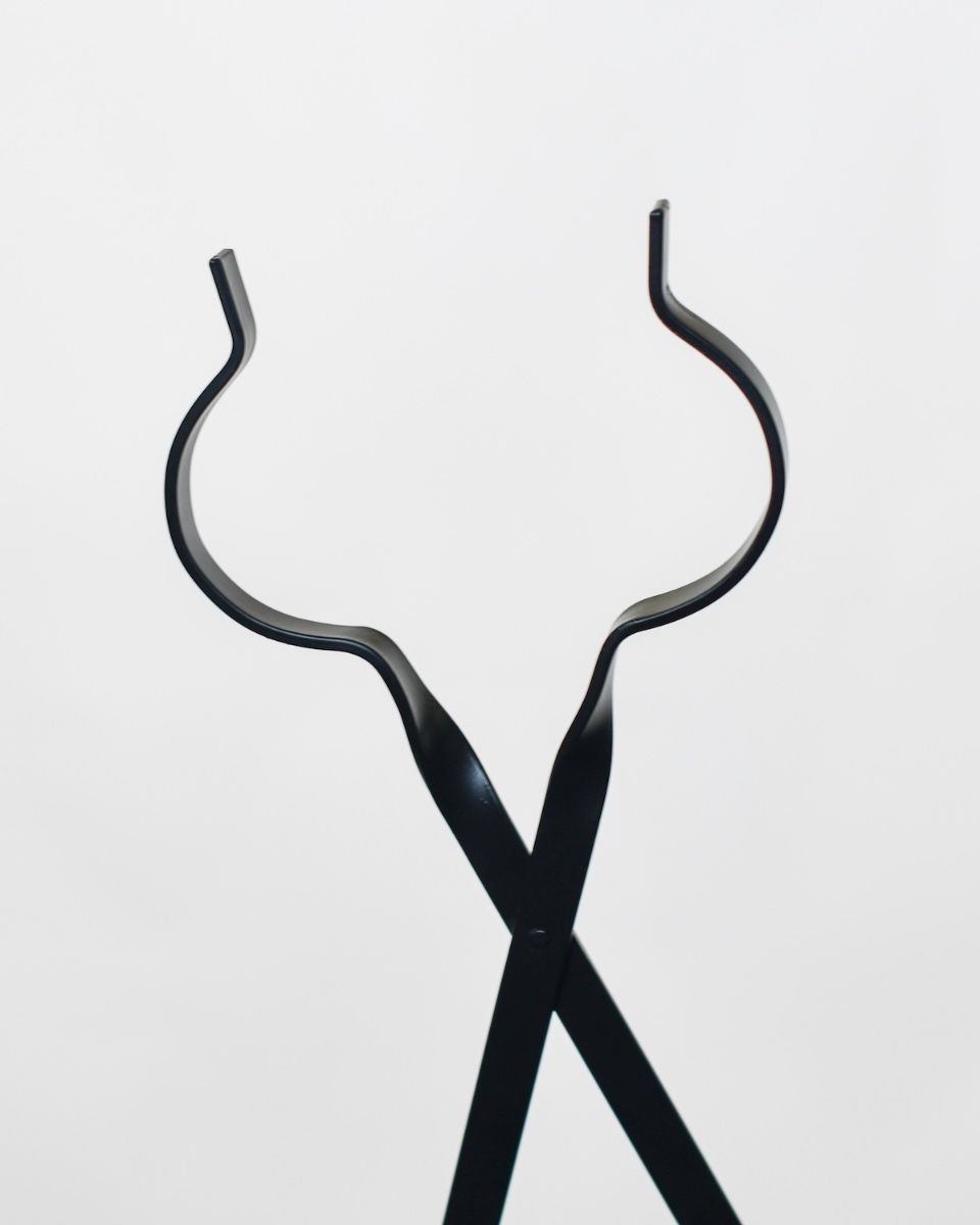 The “Prism” Steel Fire Place Tongs close up of pincers