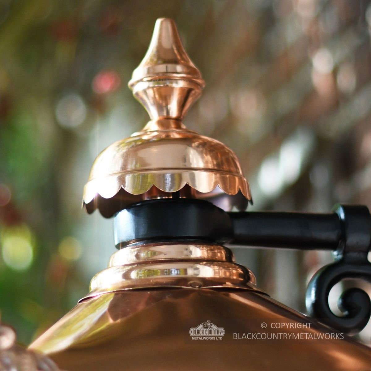 Top Fix Design on the Victorian Wall Light