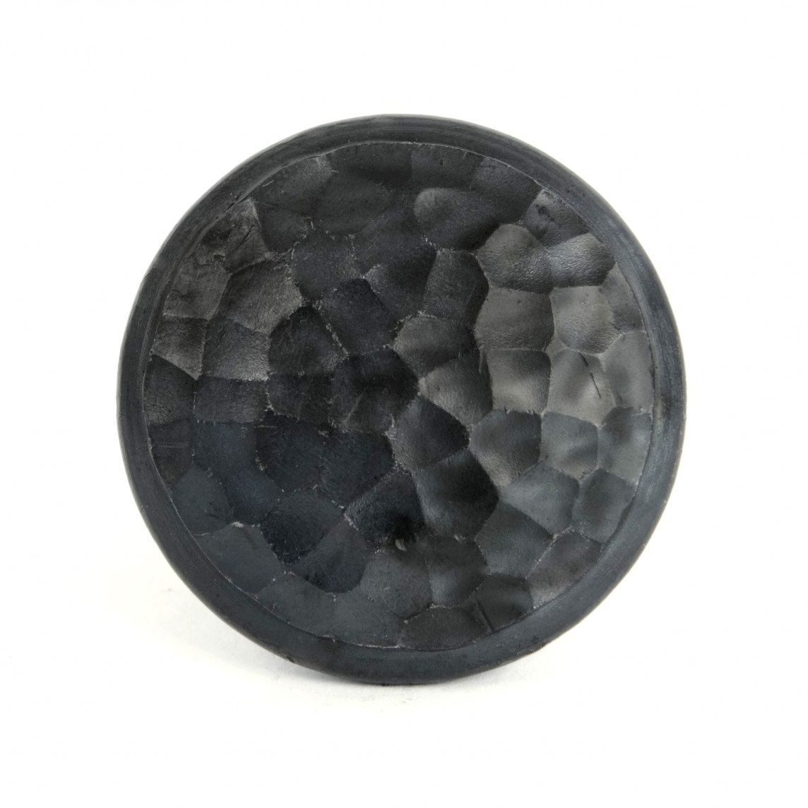 Top of 30mm Hammered Beeswax Cabinet Knob