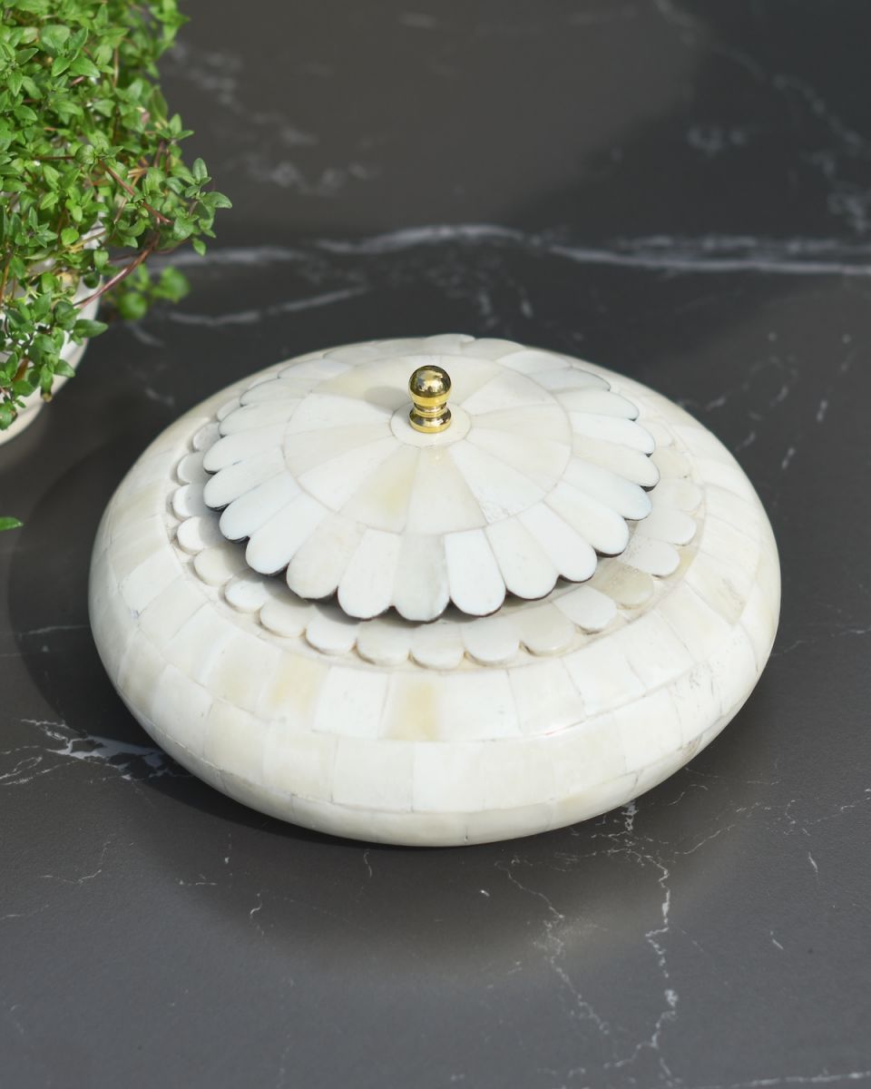 Top view of intricate detail on Elegant "Eira" Keepsake Bowl