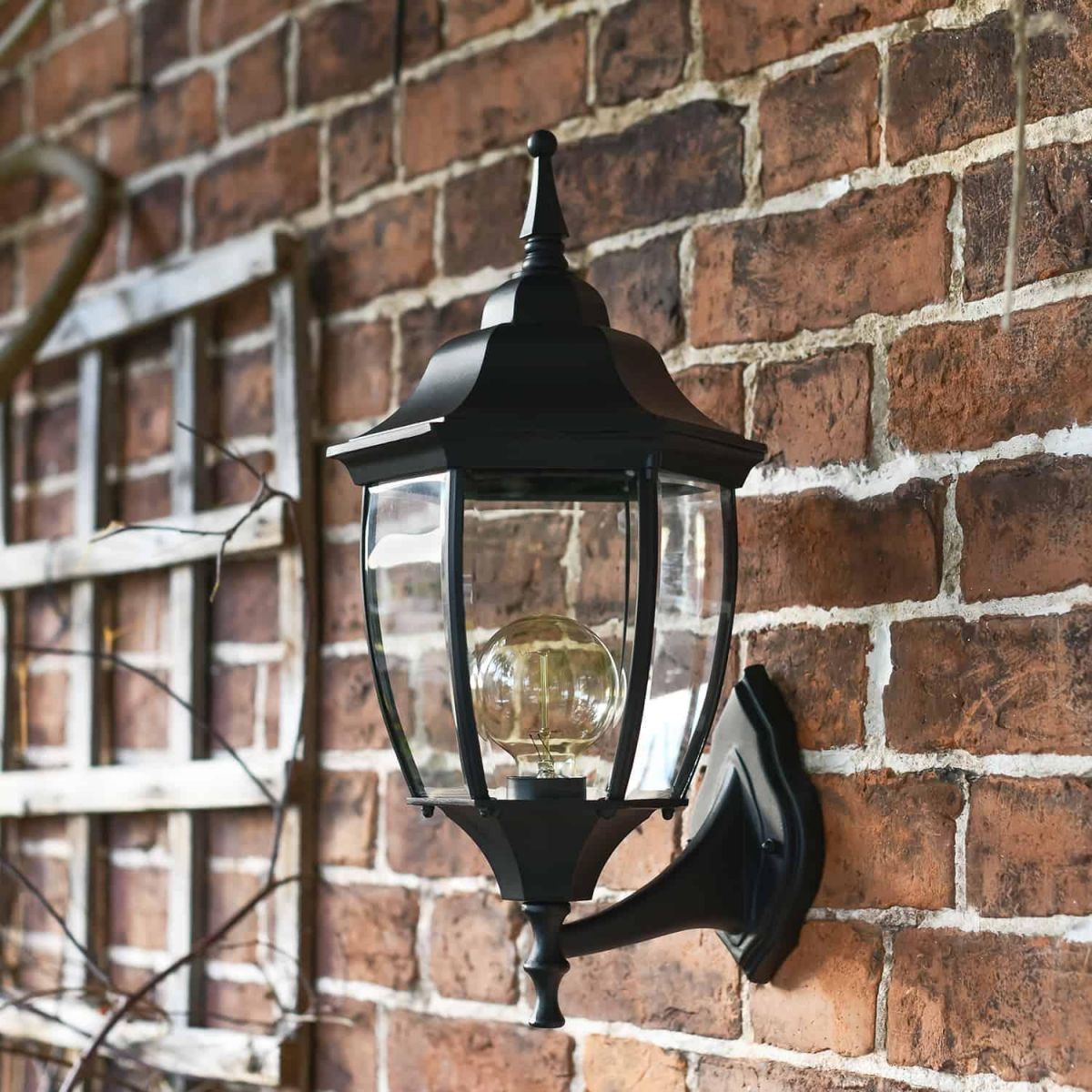 Traditional "Acorn" Black Aluminium Victorian Wall Lantern