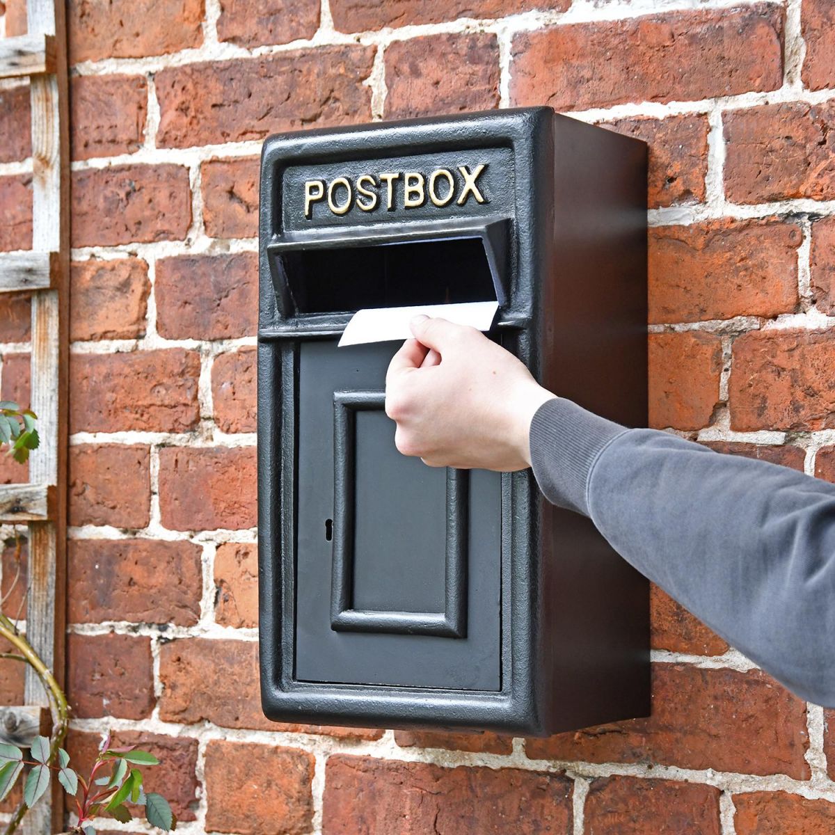 Traditional Black & Gold Wall Mounted Post Box to Scale Traditional Black & Gold Wall Mounted Post Box to Scale