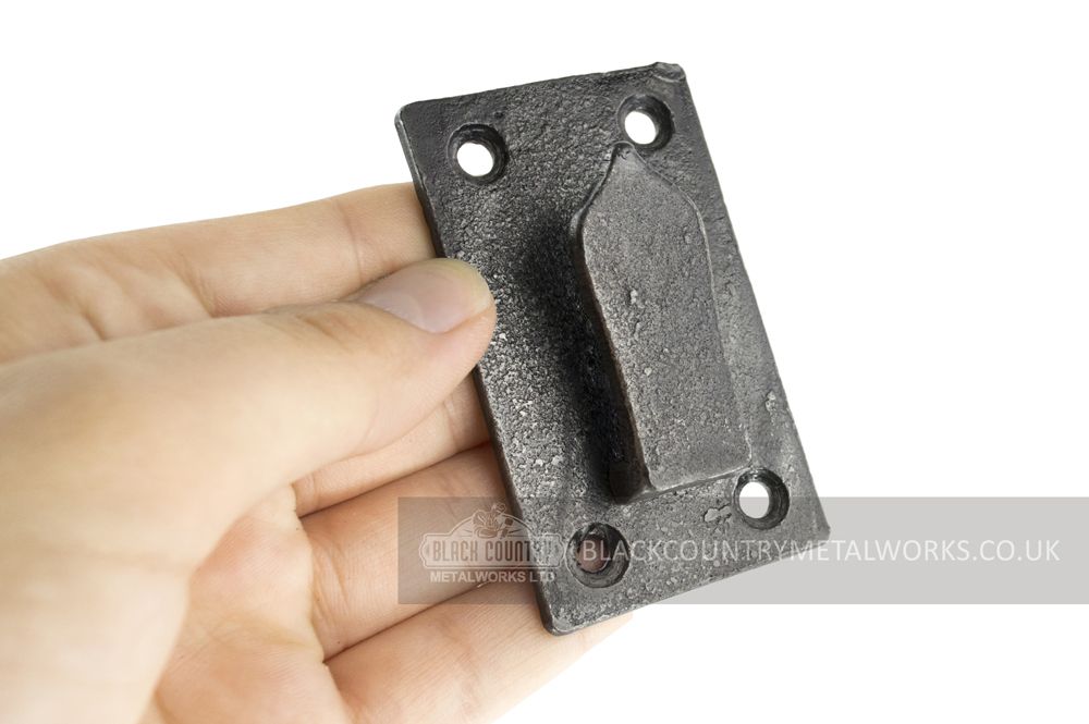 Traditional 18" Black Iron Locking Bar