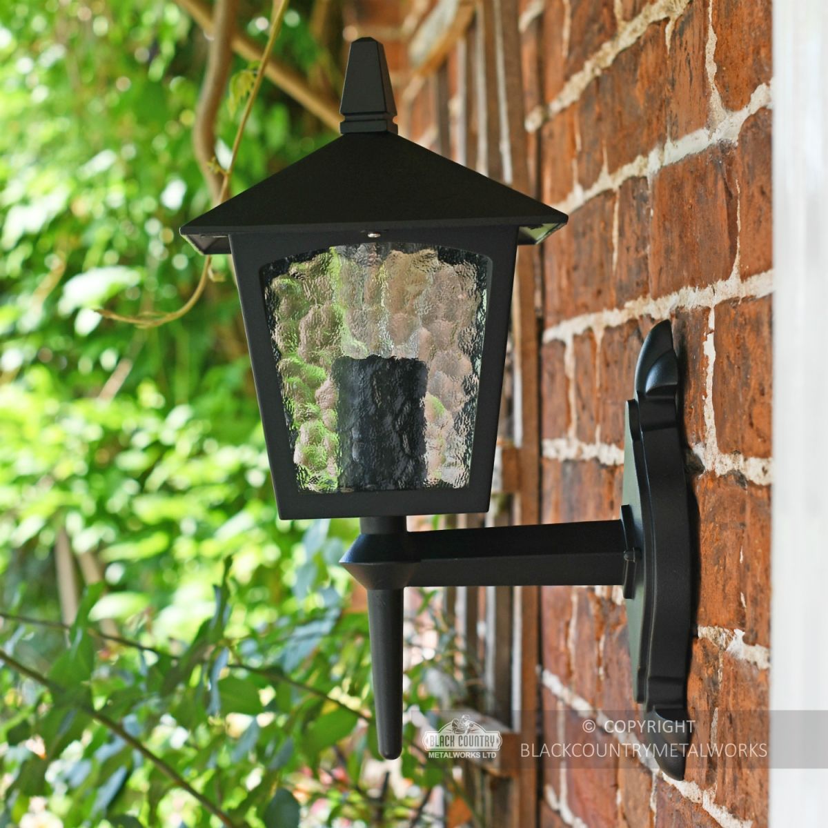 Traditional Four Sided Bottom Fix Black Wall Lantern