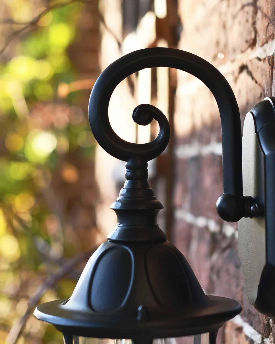 Close-Up of Ornate Top Fix Bracket