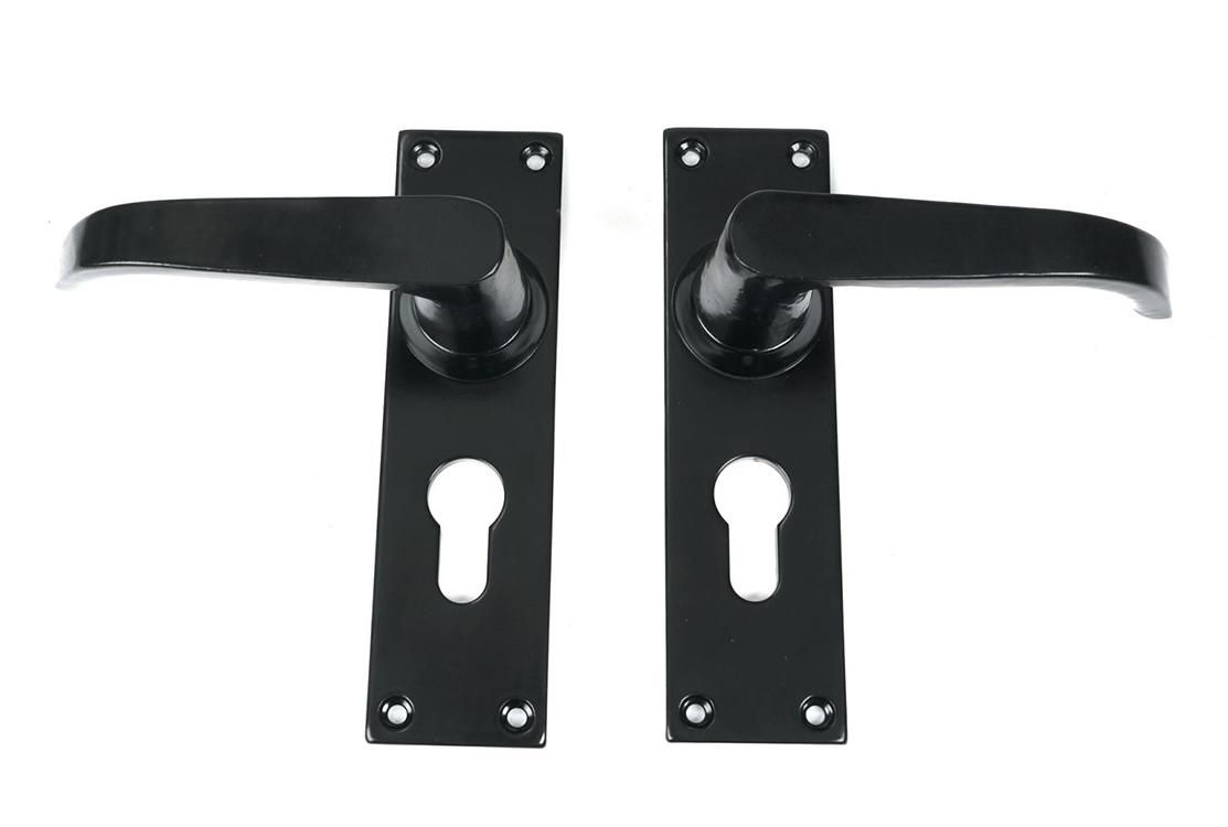 Traditional Smooth Black Lever Euro Lock Door Handle Set - Large
