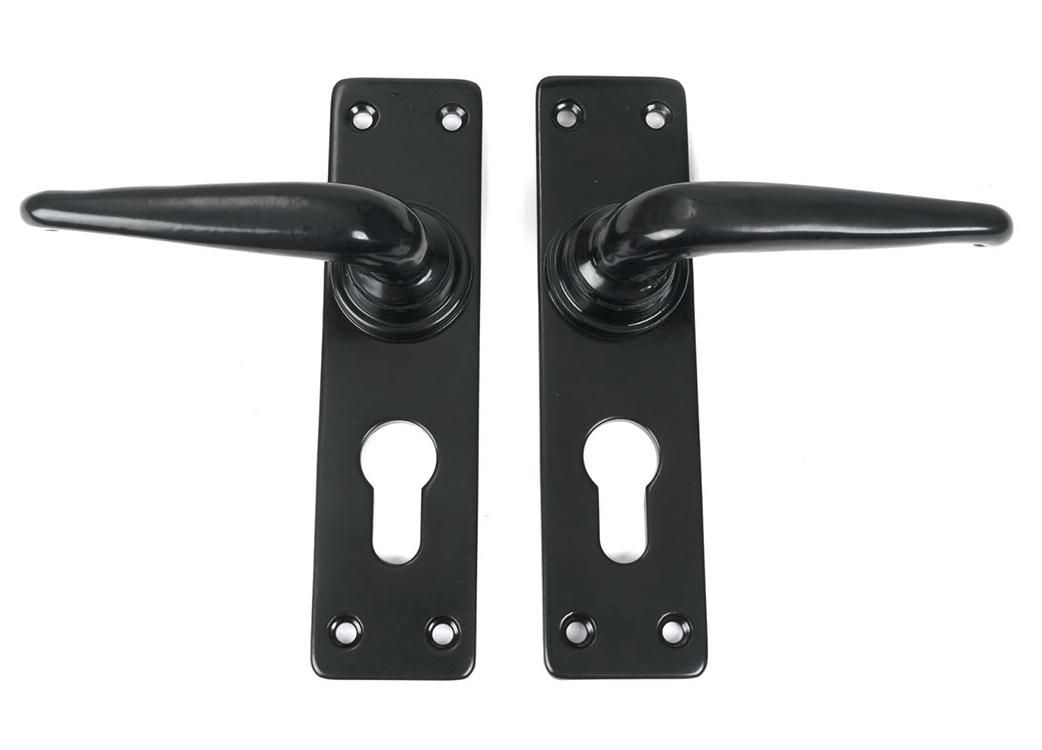 Traditional Smooth Black Lever Euro Lock Door Handle Set
