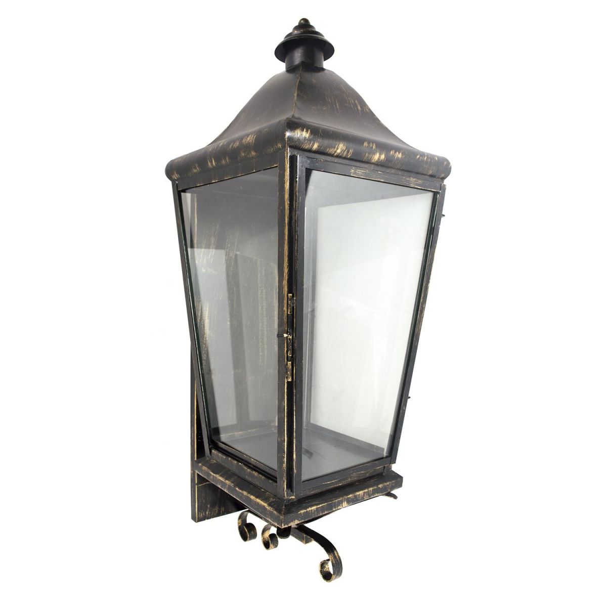Traditional Wall Lantern Finished in an Antique Bronze