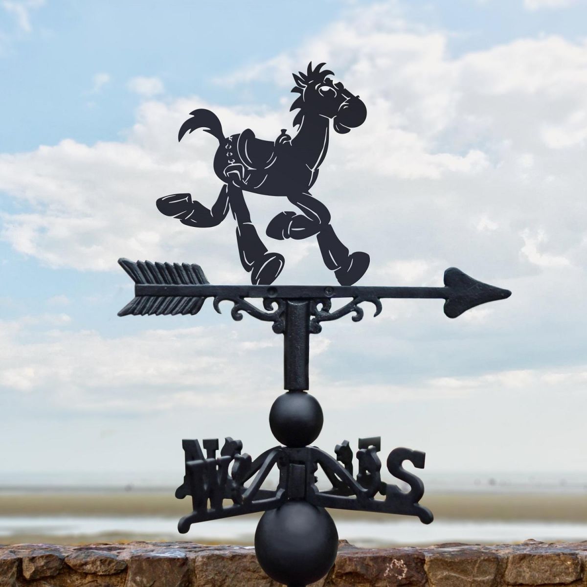 Bullseye Horse Weathervane in Black 