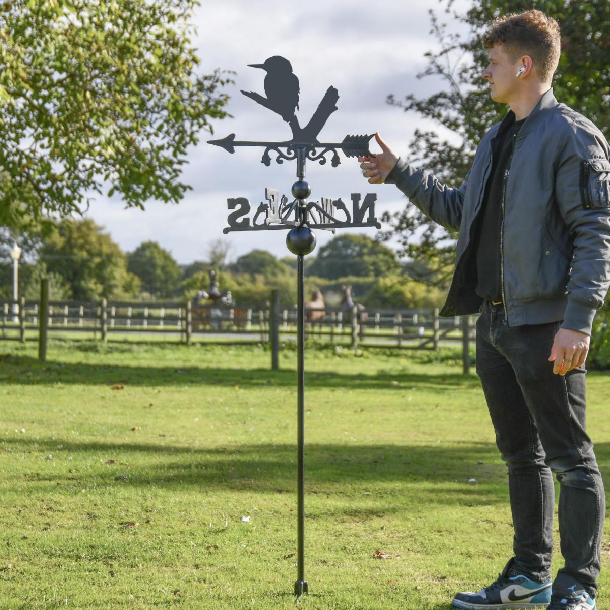 Kingfisher Free Standing Weathervane to Scale Kingfisher Free Standing Weathervane to Scale