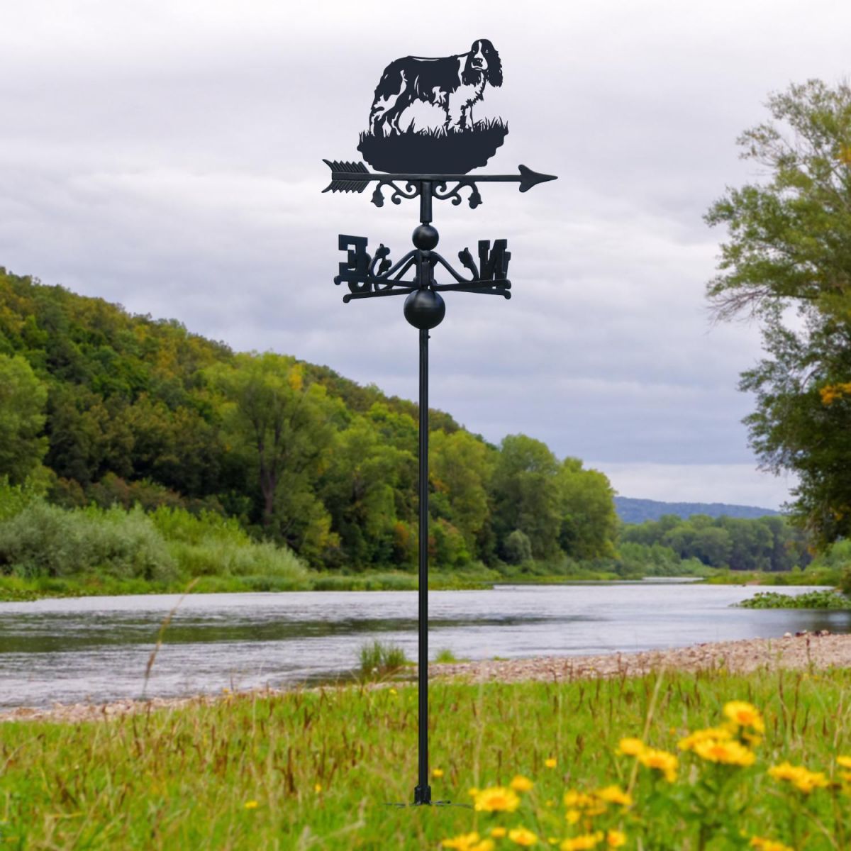 Springer Spaniel Free Standing Weathervane in Use Outdoors Springer Spaniel Free Standing Weathervane in Use Outdoors