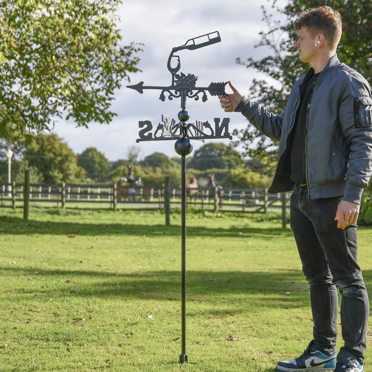 Wine Bottle & Glass Free Standing Weathervane to Scale Wine Bottle & Glass Free Standing Weathervane to Scale