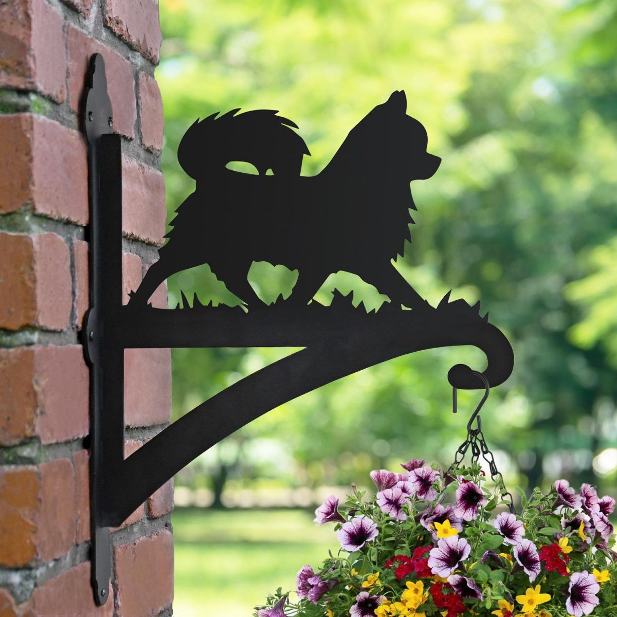 Close-up of the Chihuahua Design on the Bracket