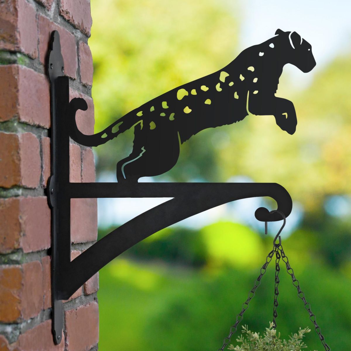 Mounted Leopard Hanging Basket on Wall