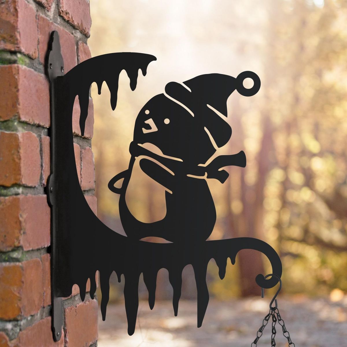 Hanging Basket Bracket with Penguin 