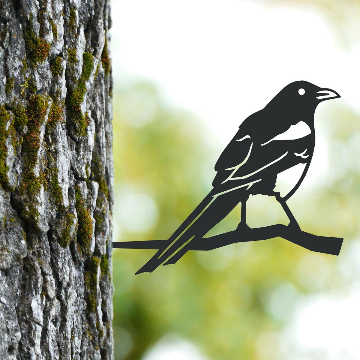 Magpie Tree Spike in Use on a Tree