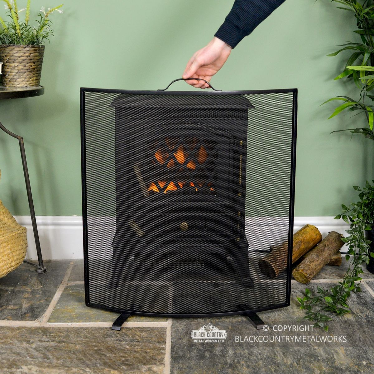 “Rowscroft” Black Curved Custom Fire Screen to Scale