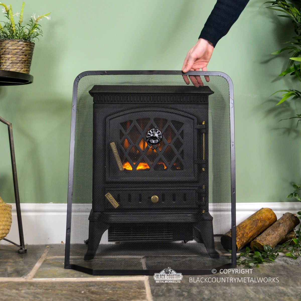 "Heanwood Park" Small Black Dome Shaped Spark Guard to Scale