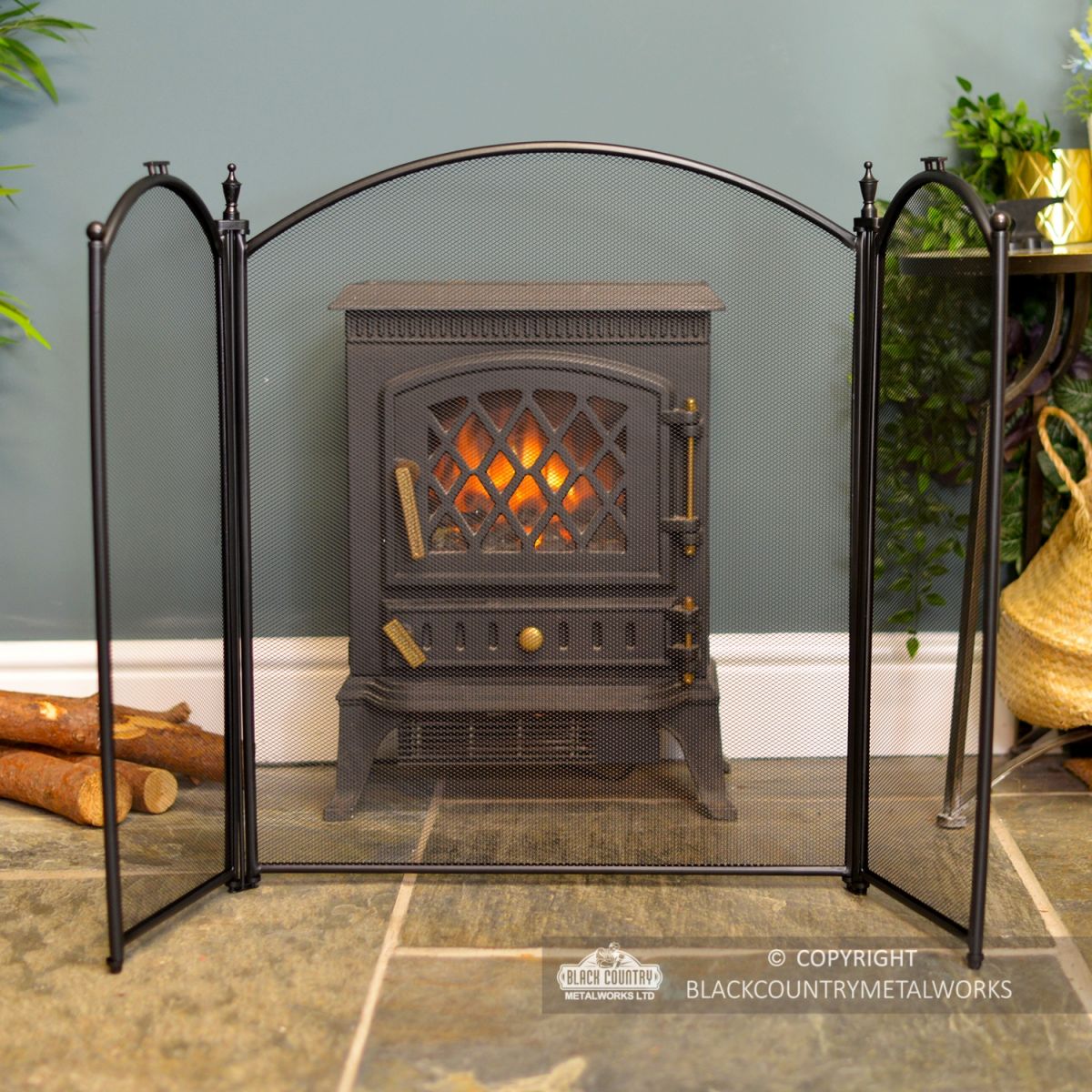 View fo the Back of the Black Traditional Simple Three Fold Fire Guard