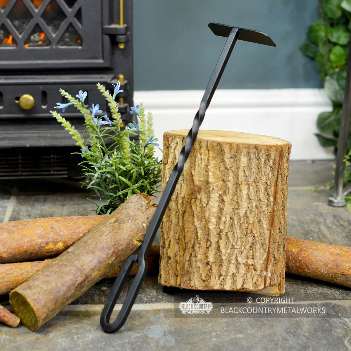 Blacksmith style Fireside Ash Scraper Blacksmith style Fireside Ash Scraper
