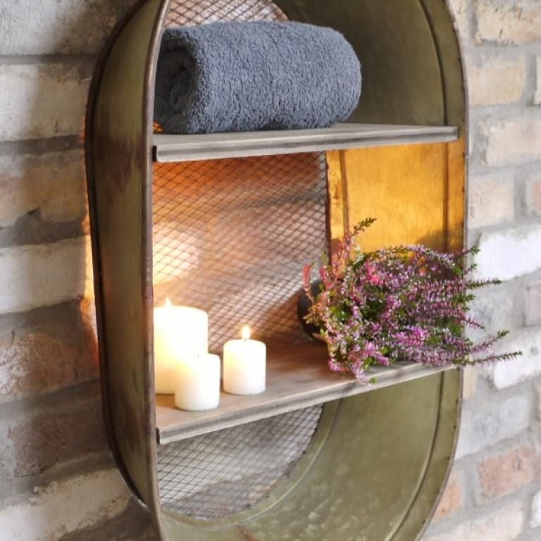 Close-Up of and Example of Storage Close-Up of and Example of Storage