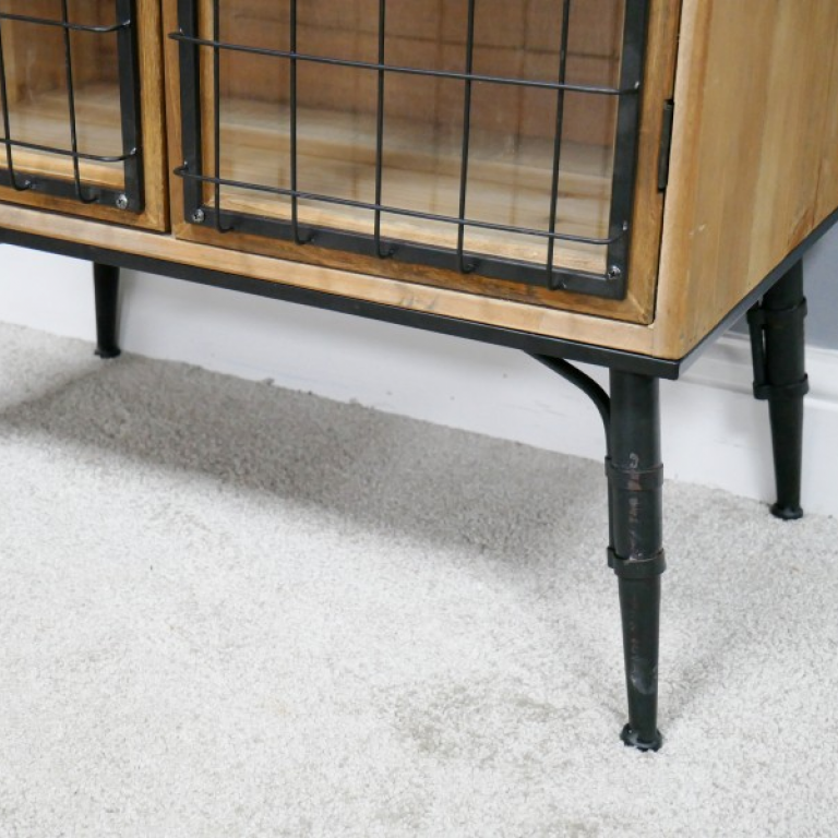 Close up of Metal Feet  Close up of Metal Feet