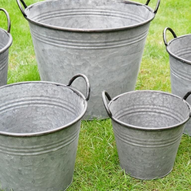 Close up of Metal Planter Pots - Set of 5 Close up of Metal Planter Pots - Set of 5