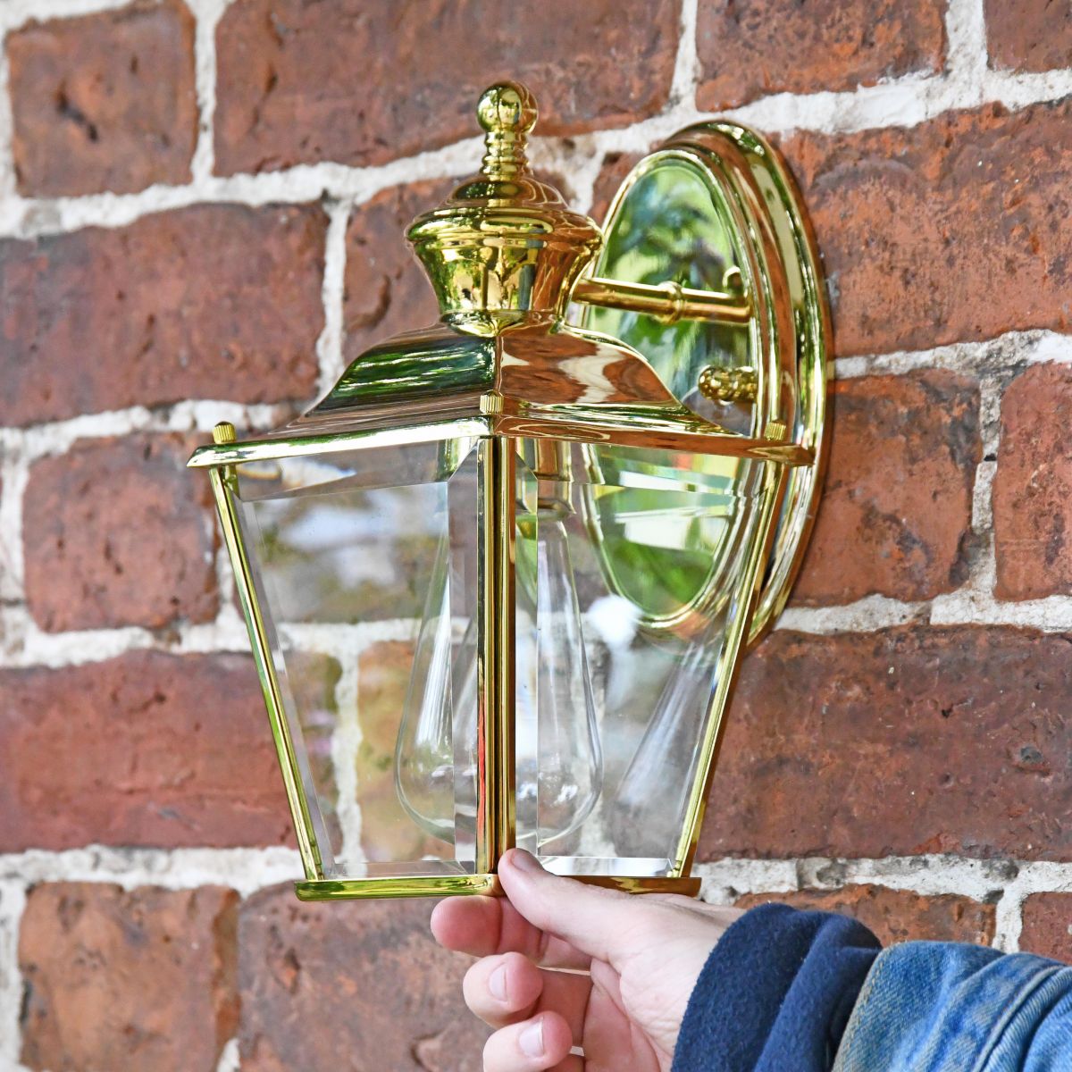 Polished Brass Top-Fix Lantern to Scale Polished Brass Top-Fix Lantern to Scale