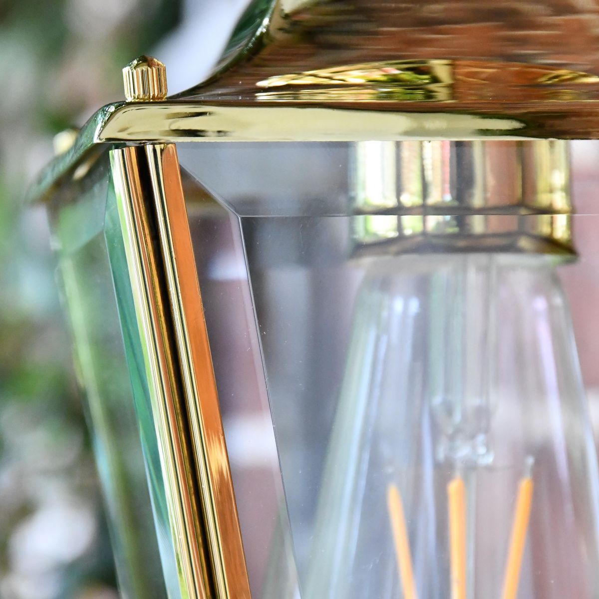 Polished Brass Top-Fix Lantern Internal Bulb Holder Polished Brass Top-Fix Lantern Internal Bulb Holder