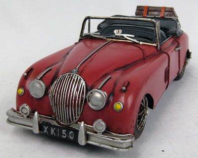 Red 1959 D-Type jaguar scale model 