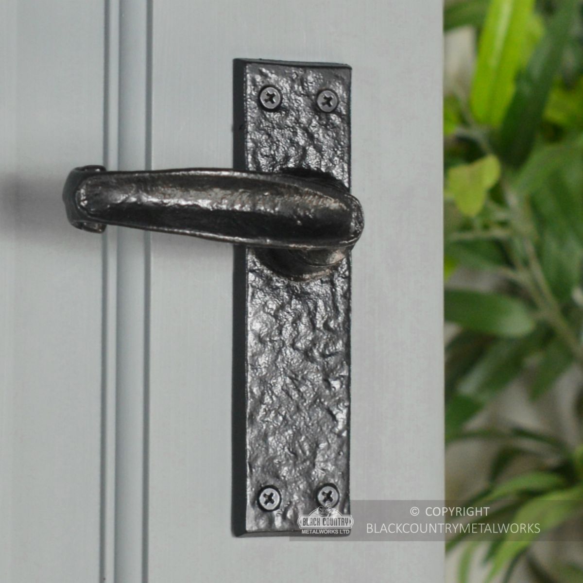 "Acerno" Traditional Iron Lever Handle