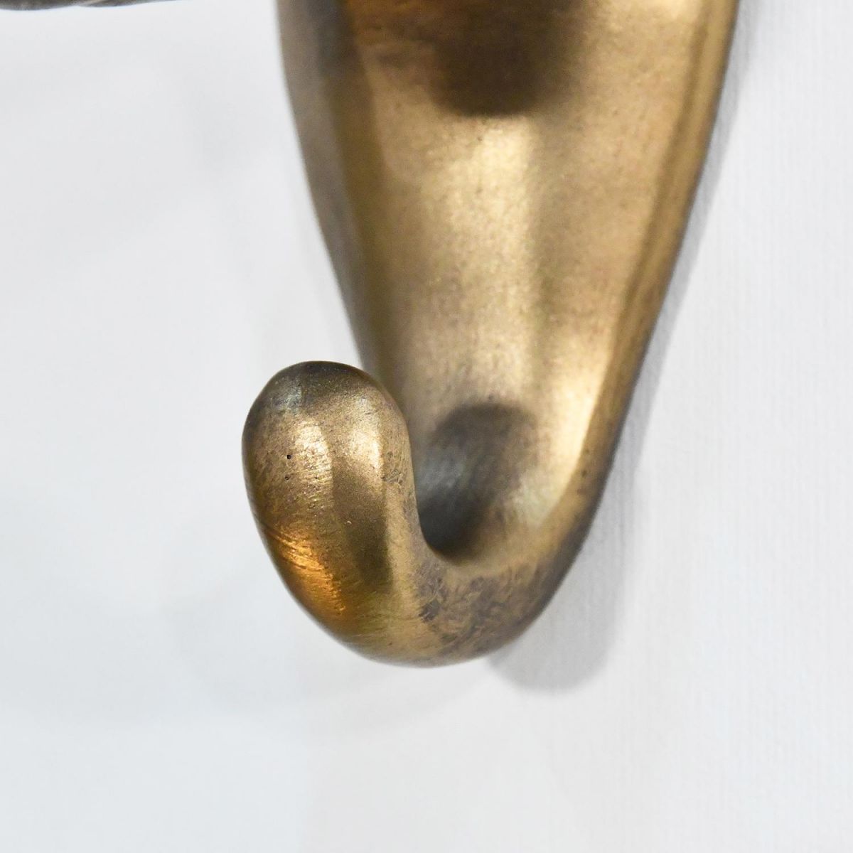 Close up of hook aspect  Close up of hook aspect