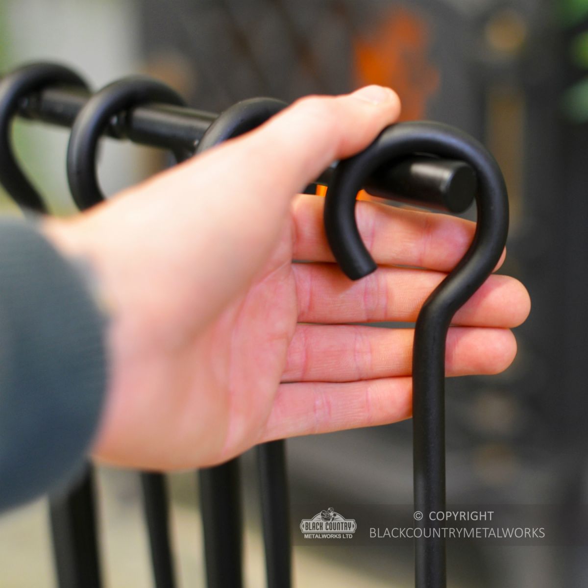 Hook Ended tools to Scale