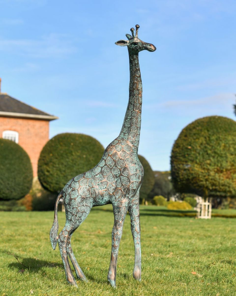Verdigris Giraffe Cast Aluminium Sculpture Verdigris Giraffe Cast Aluminium Sculpture