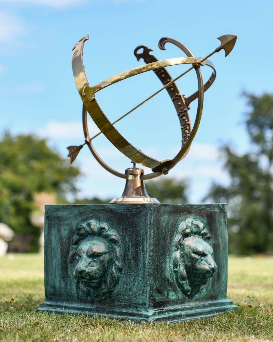 Verdigris Lion Detail Garden Plinth