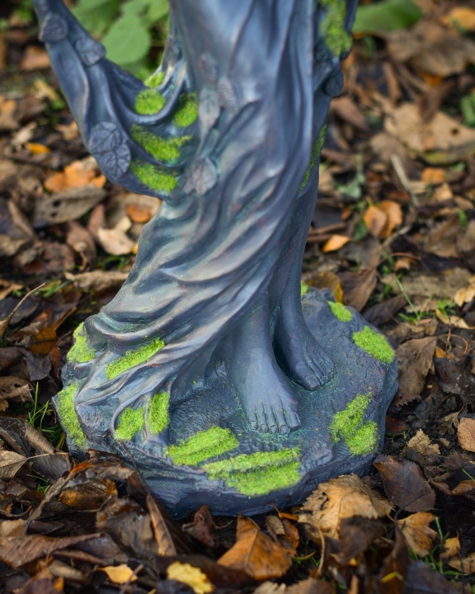 Vesper the wanderer resin fairy garden sculpture Freestanding base